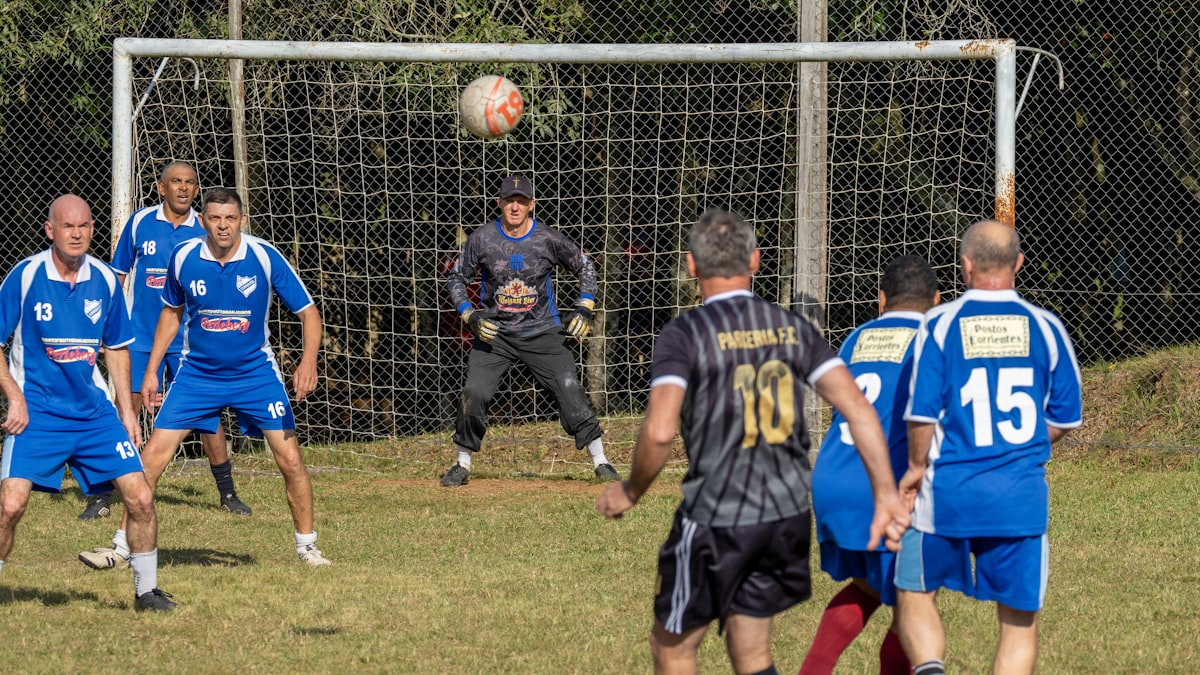 Modern Futbolda Savunma Stratejilerinin Evrimi: Analitik Bir Bakış
