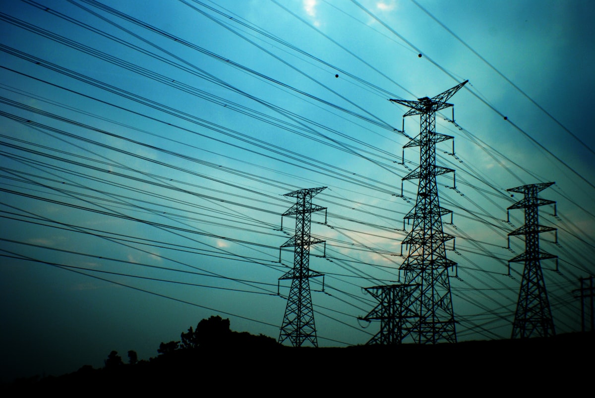 Yüksek Elektrik Faturaları ve Hizmet Kesintileri: Tüketici Haklarınızı Koruma Rehberi