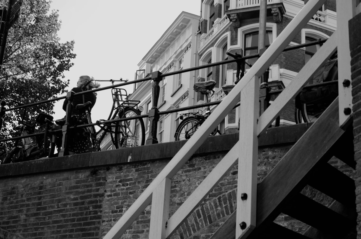 Hollanda'da Patlama: Utrecht Şehrinde Can Kaybı ve Yaralılar