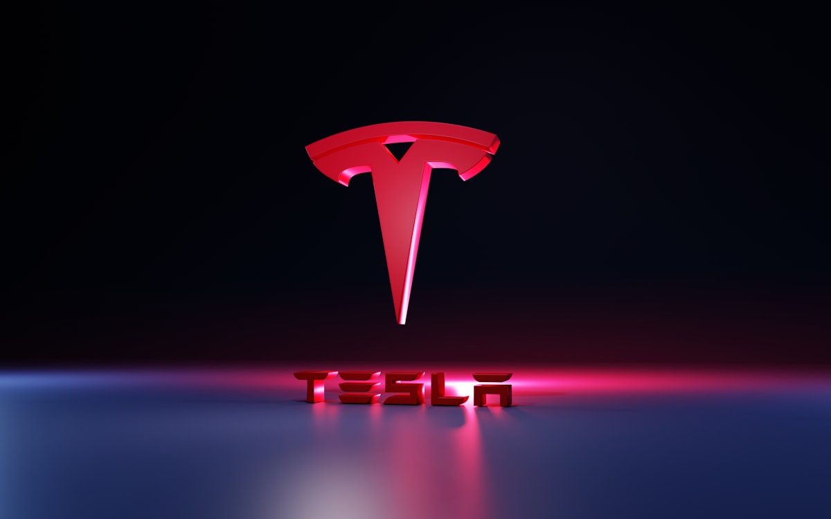 Tesla'nın İkinci Çeyrek Kâr Düşüşü: Yatırımcılar İçin Neler İfade Ediyor?
