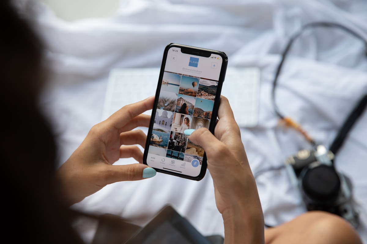 Yapay Zeka ve Influencer Reklamları: Yeni Yönetmelik Neler Getiriyor?