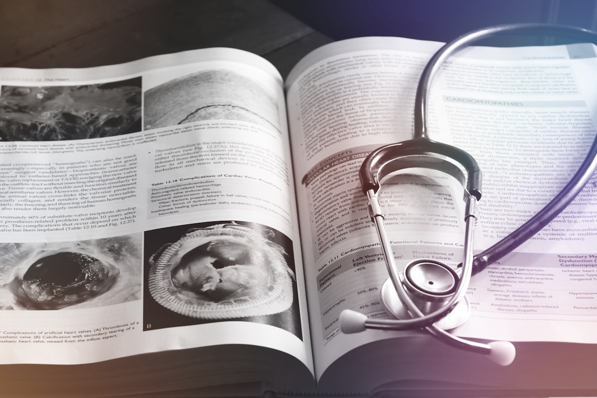 Yapay Zeka Acil Servis Tanılarında Doktorları Geride Bıraktı: Geleceğin Tıbbı