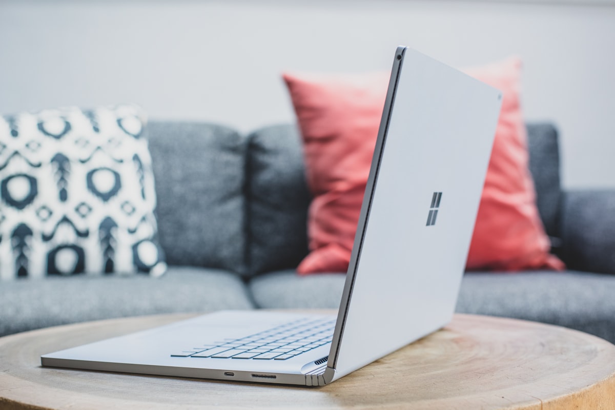 Microsoft'un Yapay Zeka Yatırımları: Riskler ve Toplu Dava İddiaları