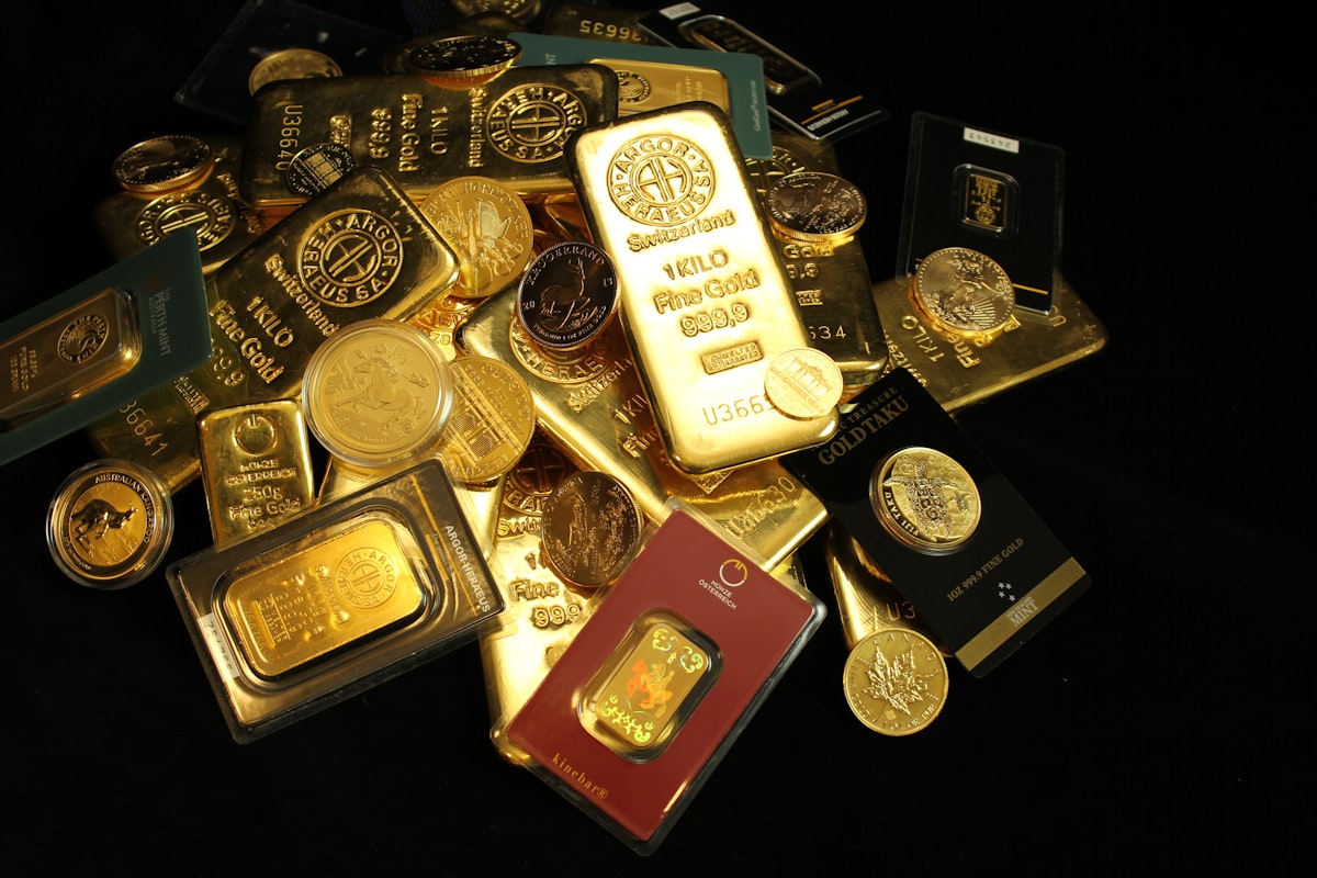 Altın Fiyatlarındaki Baskının Makroekonomik Nedenleri ve Değerli Metaller Üzerindeki Etkileri