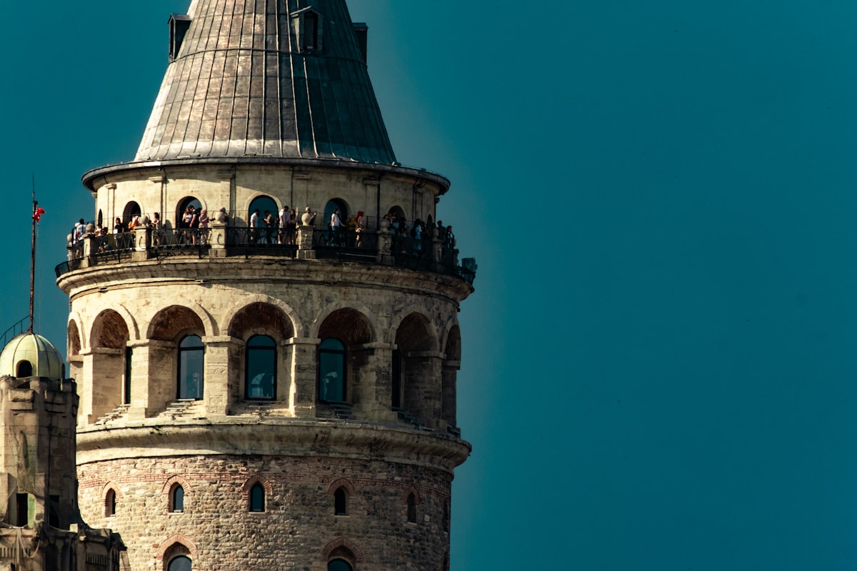 TCMB Rezervlerindeki Düşüş: Dolar Kuru Üzerindeki Etkileri ve Piyasa Beklentileri