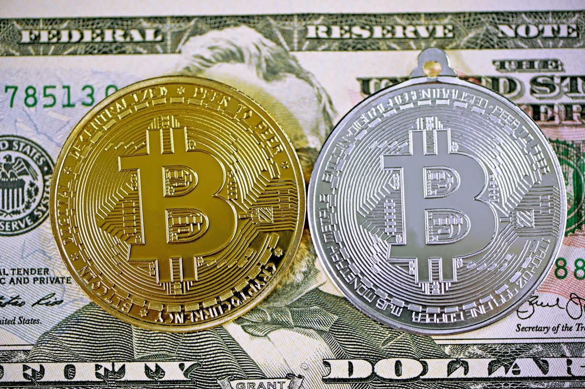 Bessent'ın Hazine Piyasasına Müdahalesi: Dolar, Altın ve Bitcoin'de Yeni Dengeler