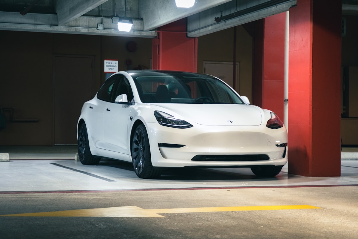 Tesla'dan Dev İndirim Hamlesi: Giga Berlin'de Model Y Fırsatları Kaçmaz!