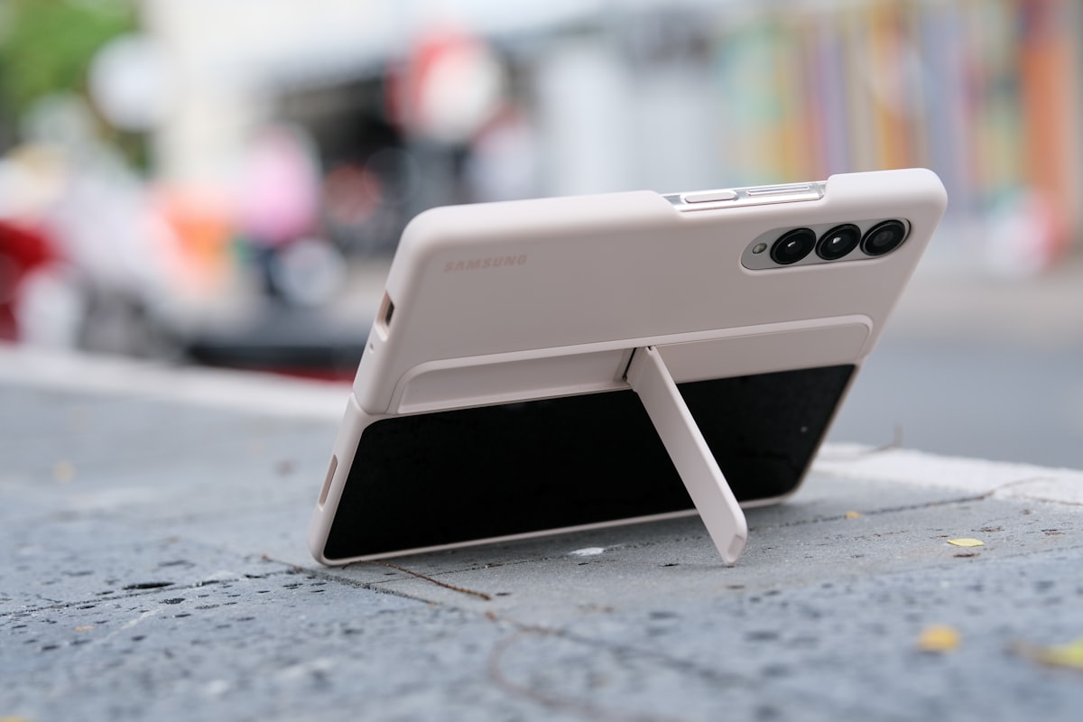 Samsung Galaxy Z Flip 8 Geliyor: İnce Tasarım ve Kaçırılmayacak Fırsatlar!