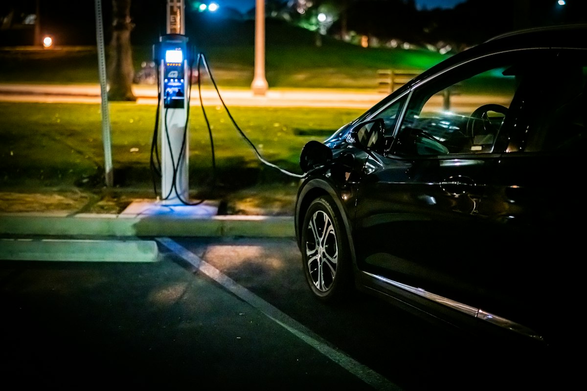 Elektrikli Araç Bataryalarında Devrim: Geleceğin Tasarruf Fırsatları