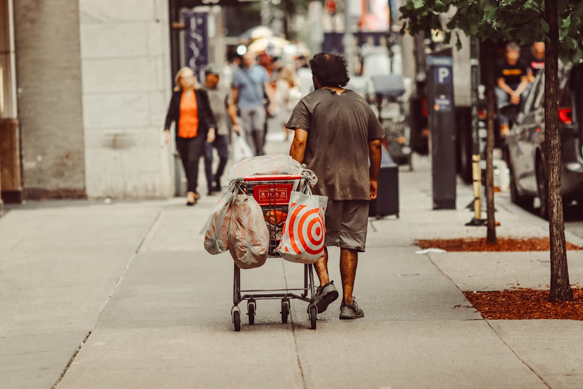 Perakende Sektöründe Enflasyon Etkisi: Fırsatları Yönetme Rehberi