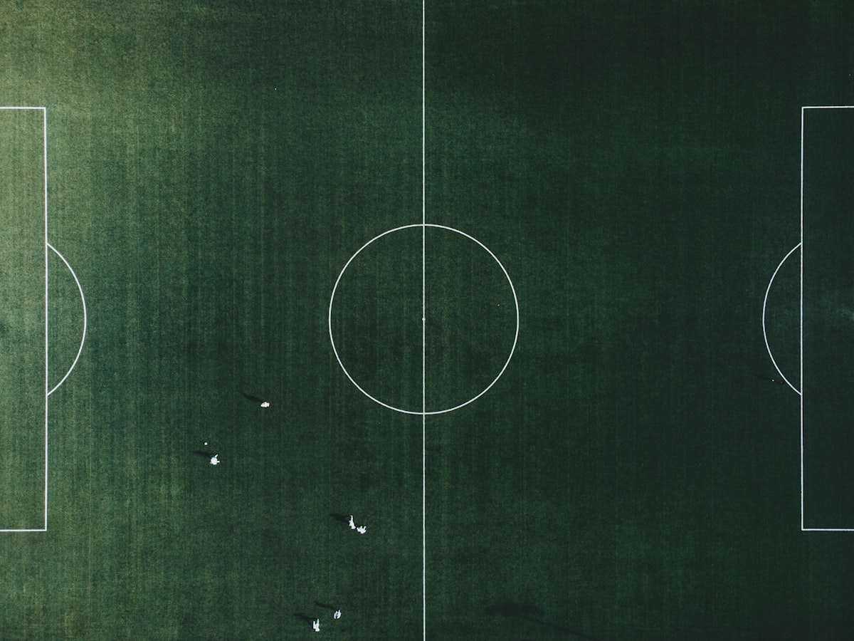 Modern Futbolda Taktiksel Evrim: Güncel Trendler ve Gelecek Projeksiyonları