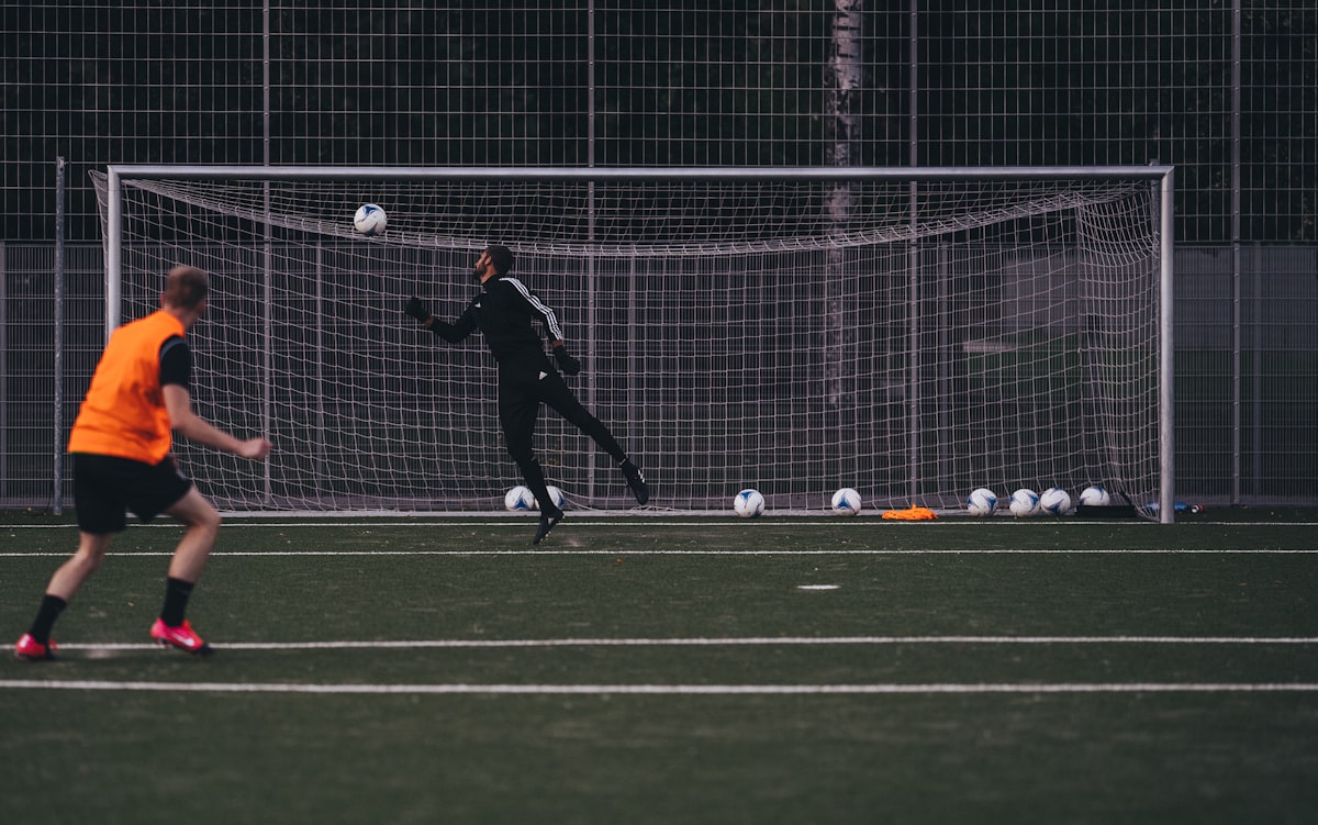 Modern Futbolda Veri Analitiği: Saha İçi ve Transfer Stratejileri