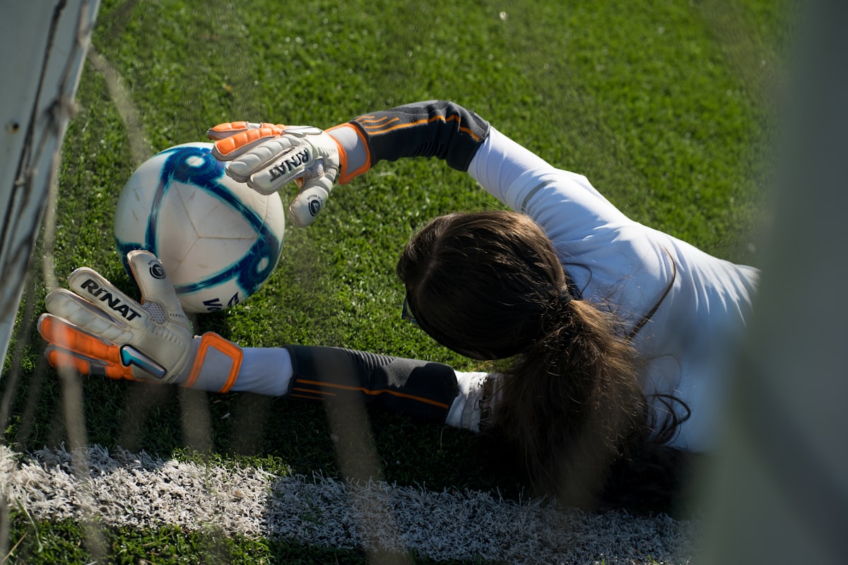 Modern Futbolda Kaleci Rolünün Evrimi: Bir Analitik Bakış