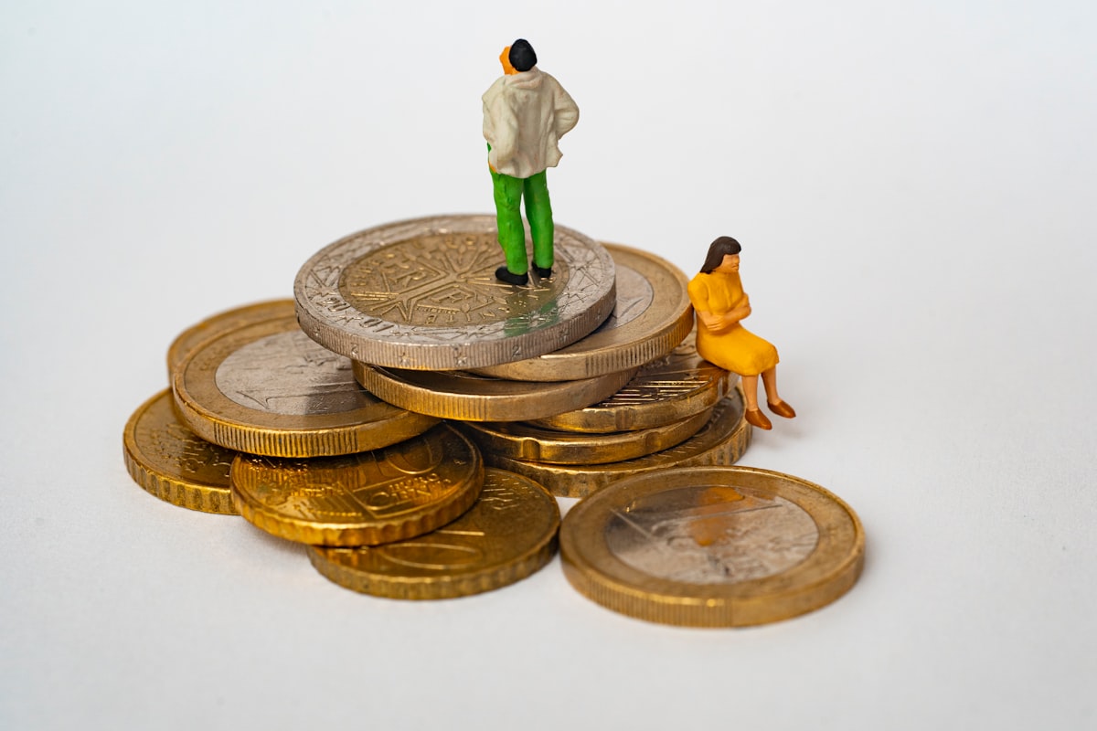 Finansal Özgürlüğe Giden Yol: Etkili Tasarruf Stratejileri