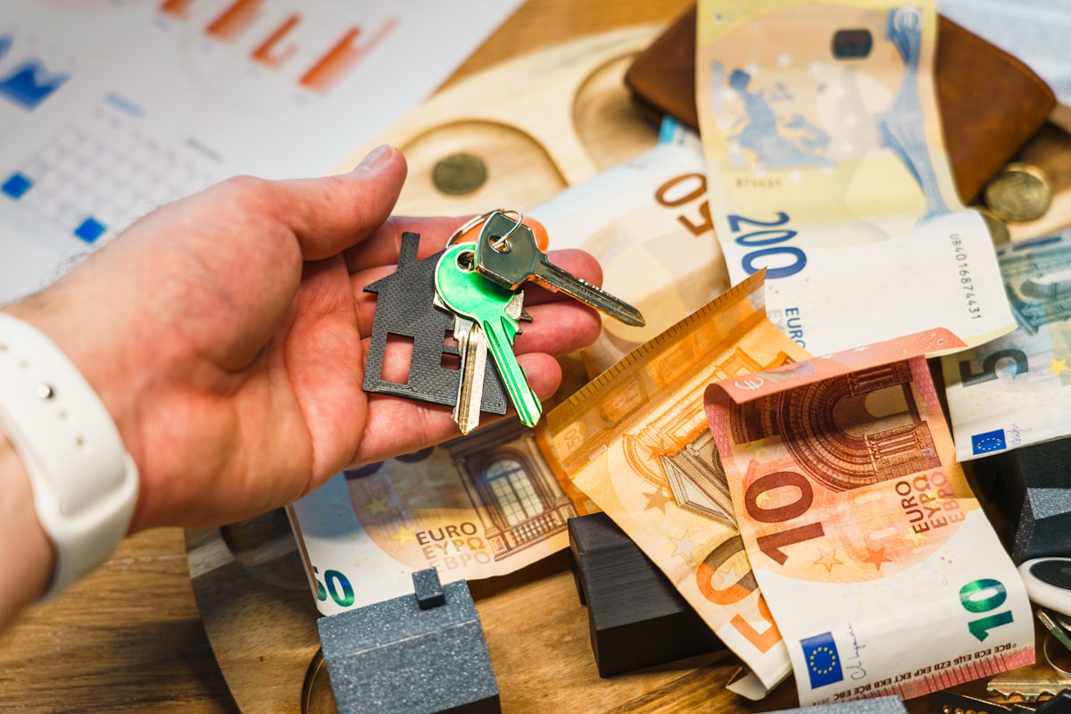 Finansal Özgürlüğe İlk Adım: Akıllı Tasarruf Stratejileri