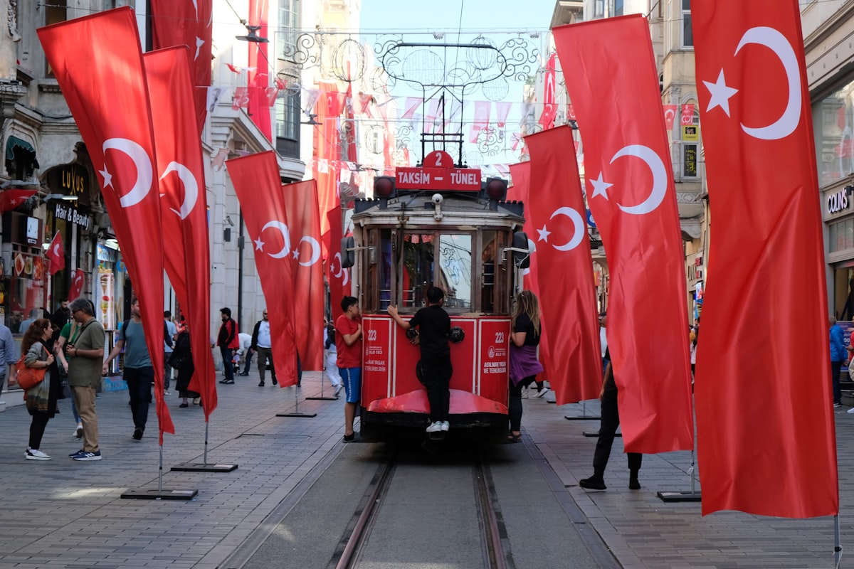 MİA Raporu: Teknopolitik Düzende Türkiye'nin Konumu ve Stratejik Rekabet