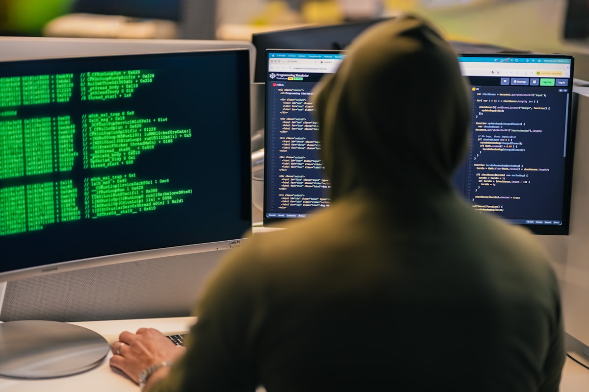 Rusya Destekli Hackerlar Router'ları Ele Geçiriyor: Microsoft Office Tokenları Tehlikede
