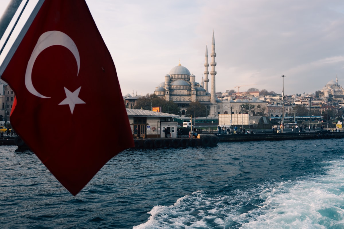 Nisan Ayı Banka Promosyonları: Emeklilere Yönelik En Güncel ve Detaylı Karşılaştırma