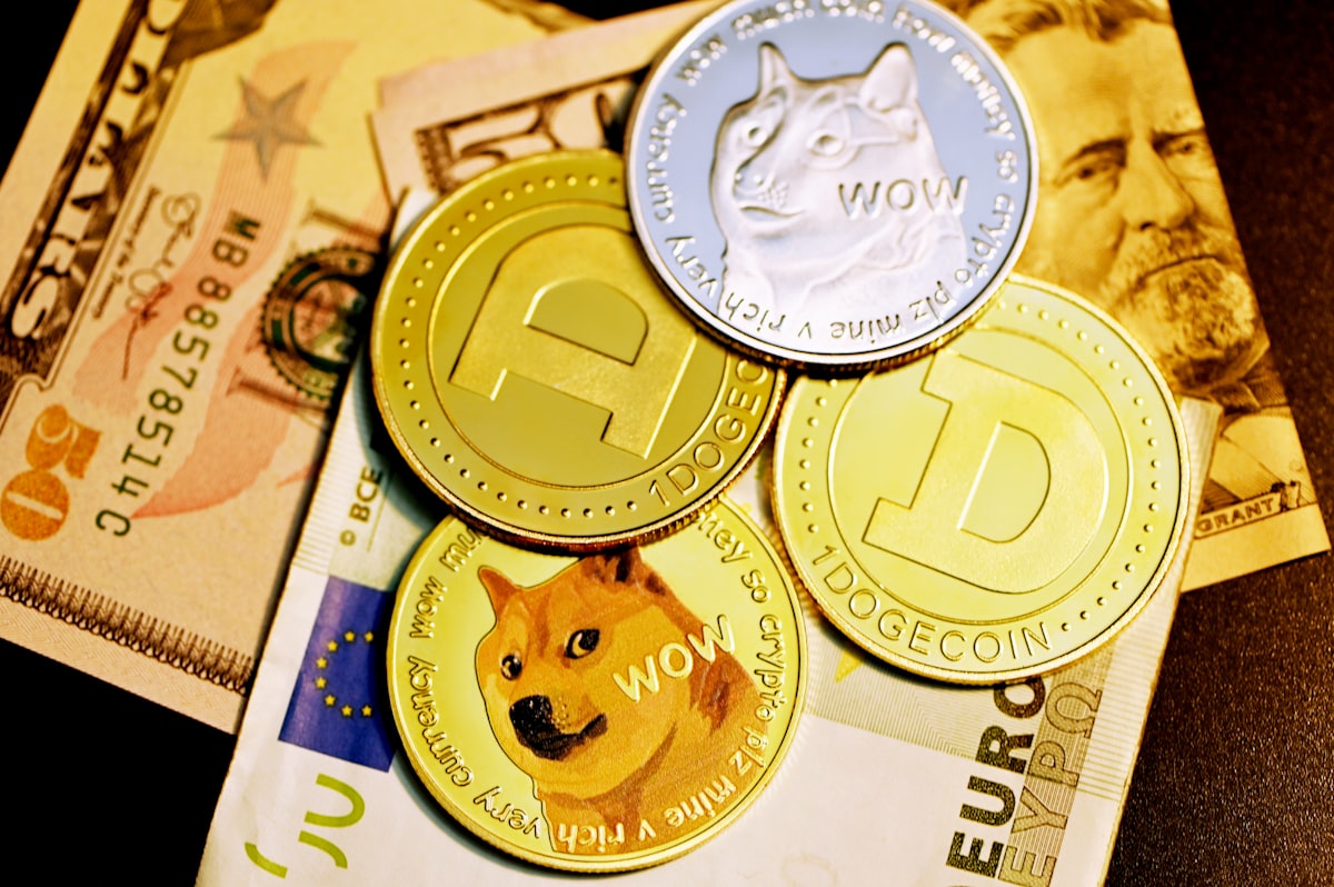 Küresel Gerilimlerin Gölgesinde Piyasalar: Petrol, Bitcoin ve Enflasyon