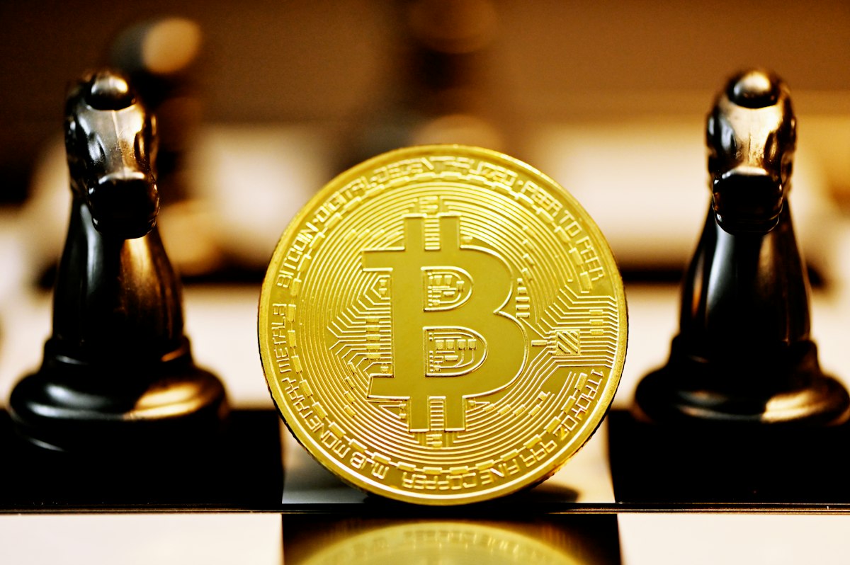 Bitcoin'de 9 Yıl Sonra Bir İlk: Tarihi Kapanış ve Yeni Yatırım Fırsatları