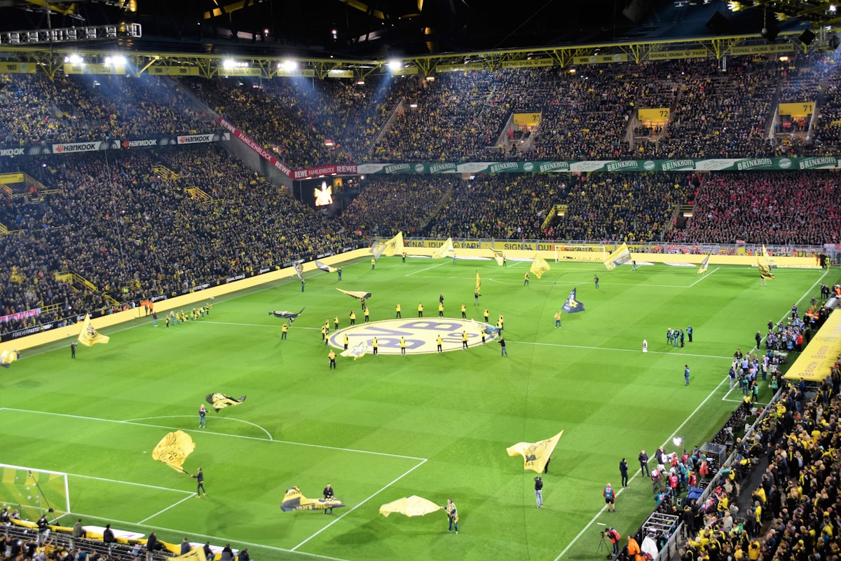 Fenerbahçe'de Yeni Dönem: Jose Mourinho Etkisi ve Şampiyonluk Yolunda Taktikler