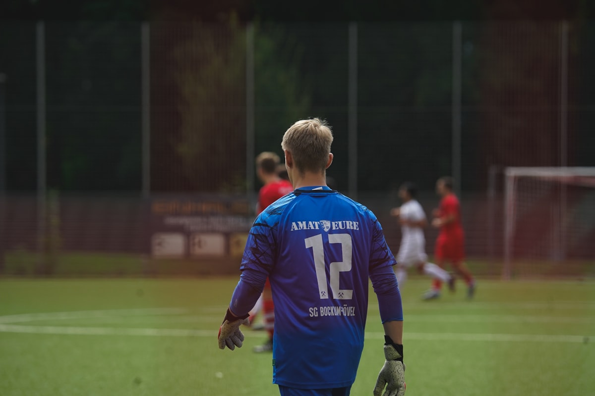 Modern Futbolda Beklerin Taktiksel Rolü ve Performans Kriterleri