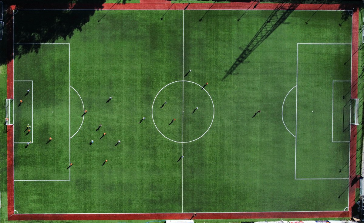 Modern Futbolda Forvet Rollerinin Taktiksel Evrimi ve Performans Analizi