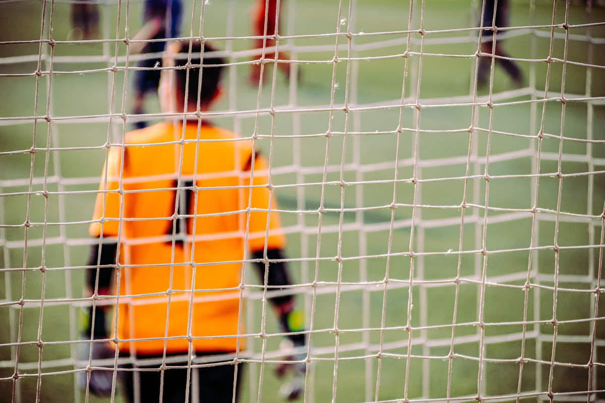 Futbol Maç Öncesi Detaylı Analiz Rehberi: Kadrolar, Taktikler ve Maç Programı Etkileri