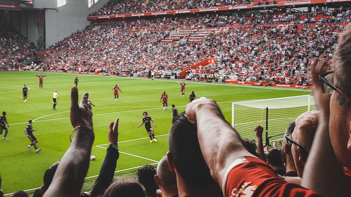 Futbol Kulüplerinde Maliyet Optimizasyonu: Veri Odaklı Stratejiler