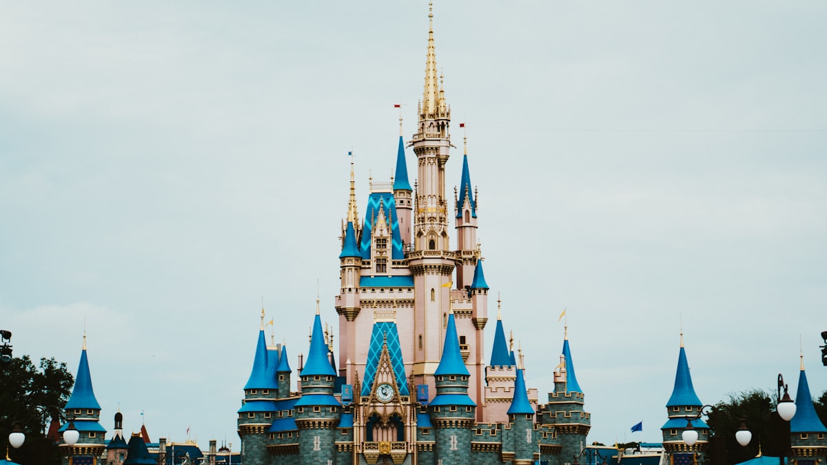 Disney+'ın Ücretsiz İçerik Stratejisi: Markalar İçin Yeni Fırsatlar ve Riskler