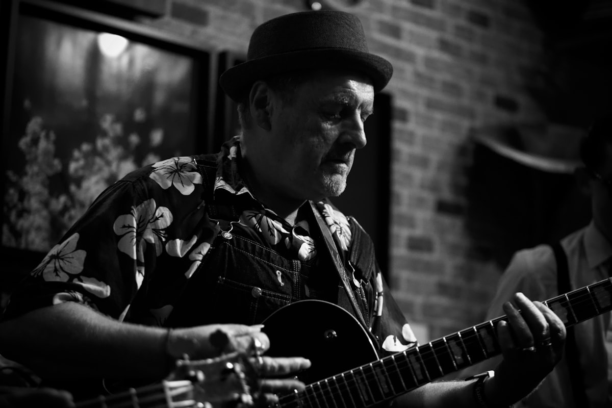 Müzik Dünyasında Son Perde: Dave Mason'dan Veda