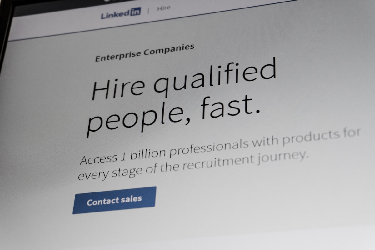 LinkedIn'in 'AI Slop' Mücadelesi ve Profesyonel İçeriğin Geleceği