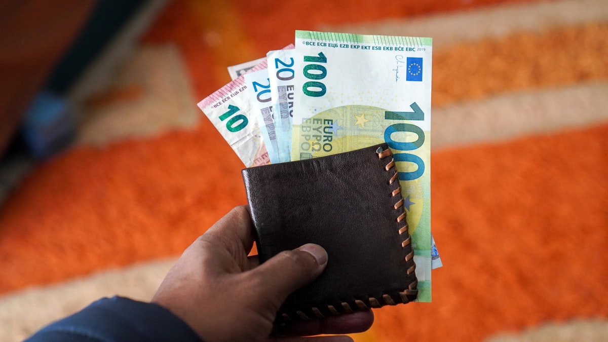 Tasarruf Sanatı: Finansal Hedeflerinize Ulaşmak İçin Kazanma Rotası