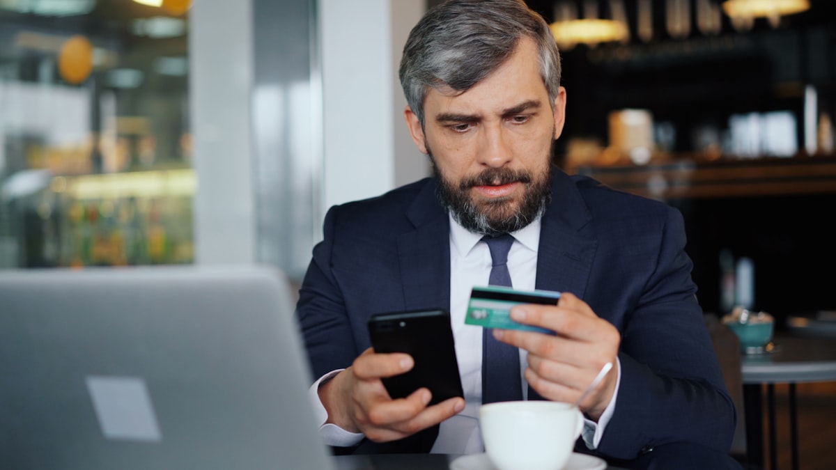 Haksız Kart Aidatını Geri Alma Rehberi: Garanti BBVA Örneği ve Haklarınız