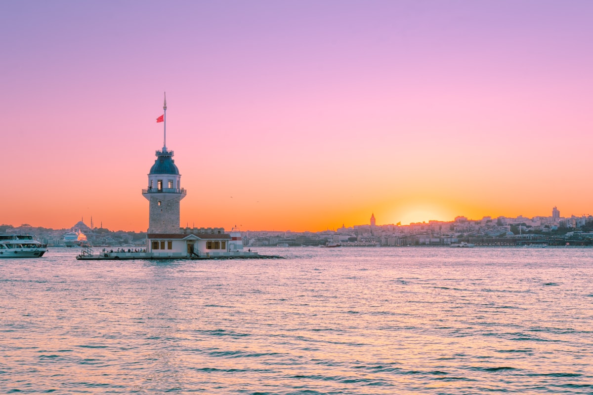 Hazine'den Dolar Tahvili İhracı: Küresel Bankalara Yetki ve Ekonomik Etkiler