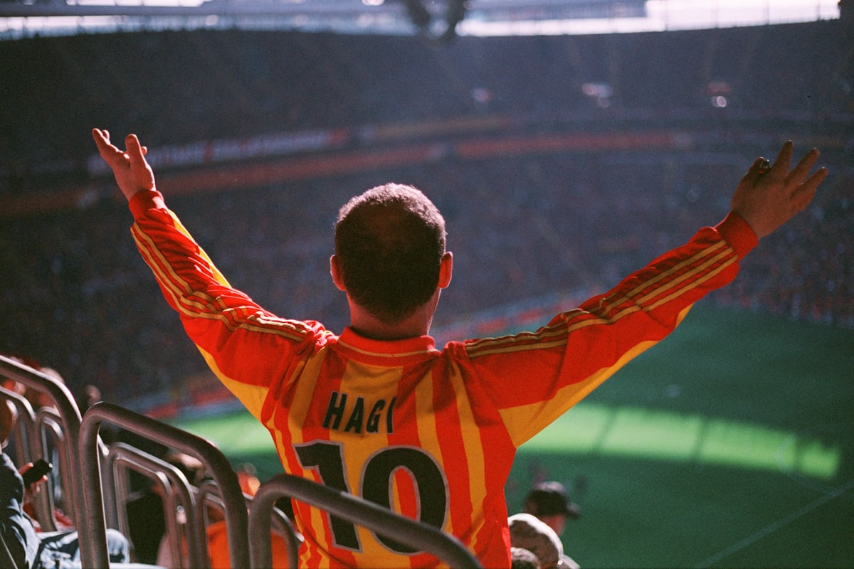 Galatasaray'ın Transfer Politikası: Verimlilik mi, Yıldız Avı mı?