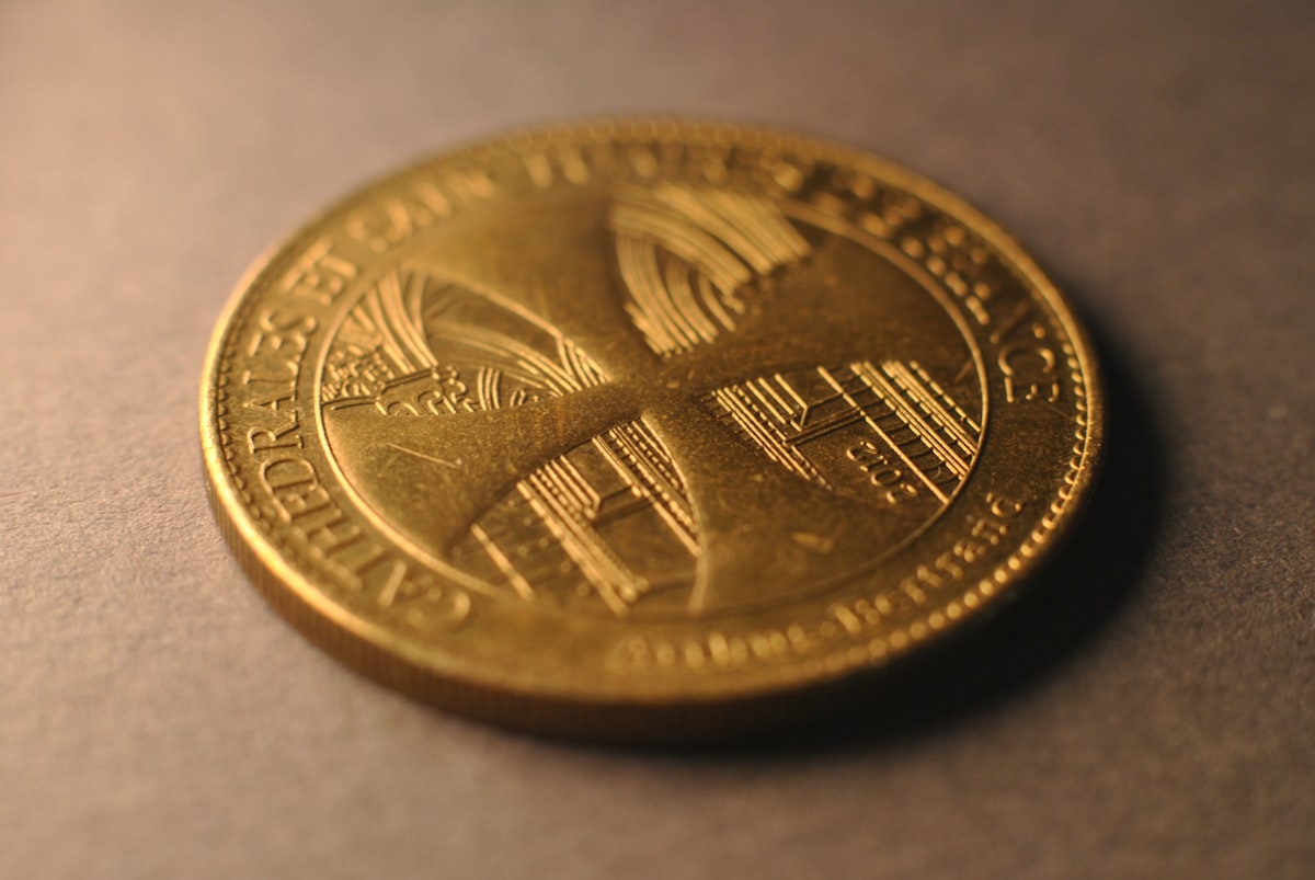 Altın Yatırımı: Avantajlar ve Dezavantajlar Üzerine Uzman Bakışı