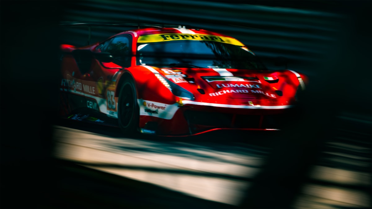 Charles Leclerc'in Ferrari'deki Geleceği: İstatistiksel Bir Sözleşme Analizi