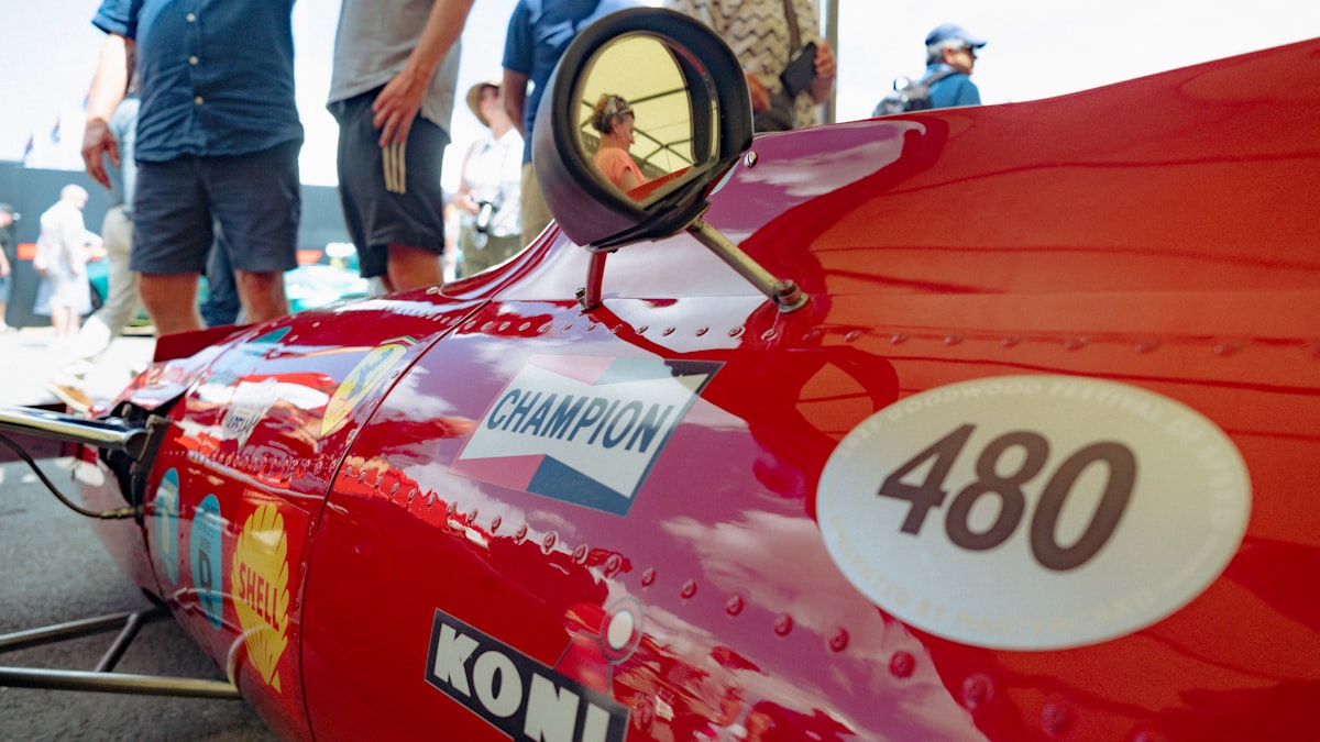 Leclerc Ferrari'de Kalıyor: Monaco'da Yeni Anlaşmanın Detayları ve Analizi