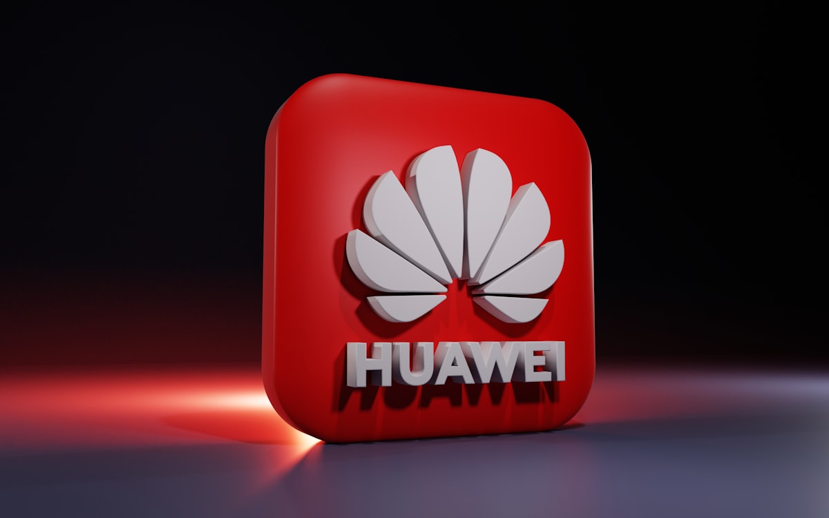Huawei Atlas 350 İncelemesi: NVIDIA H20'ye Rakip mi? Detaylı Analiz