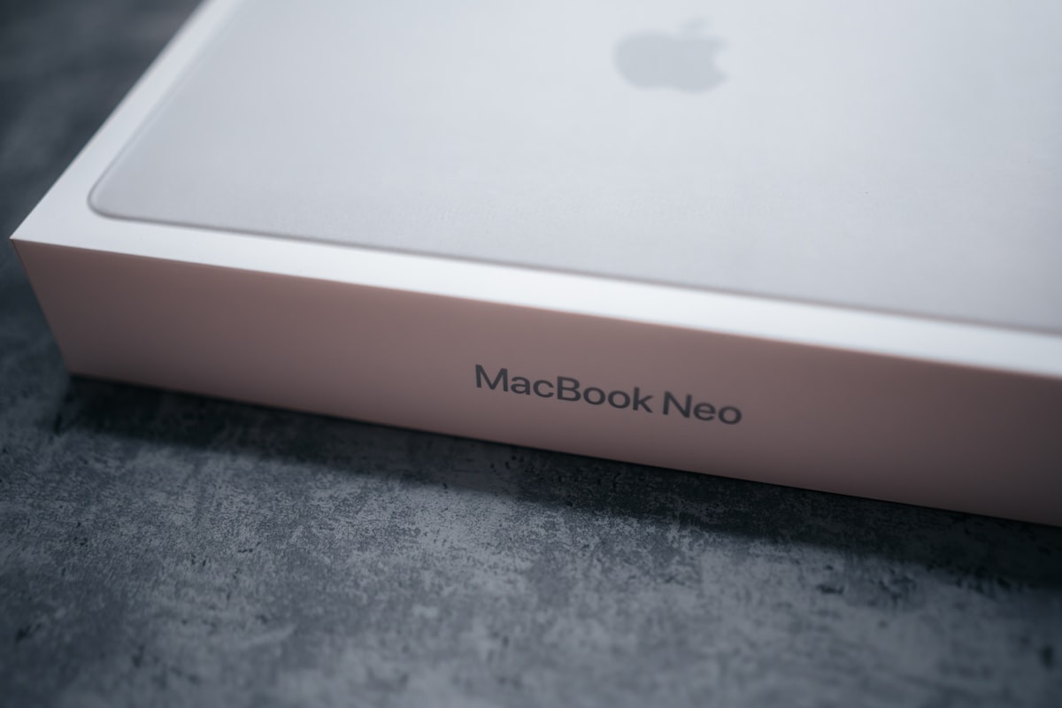 MacBook Neo: Apple'ın Yeni Giriş Seviyesi Dizüstü Bilgisayarı Piyasayı Sarsıyor