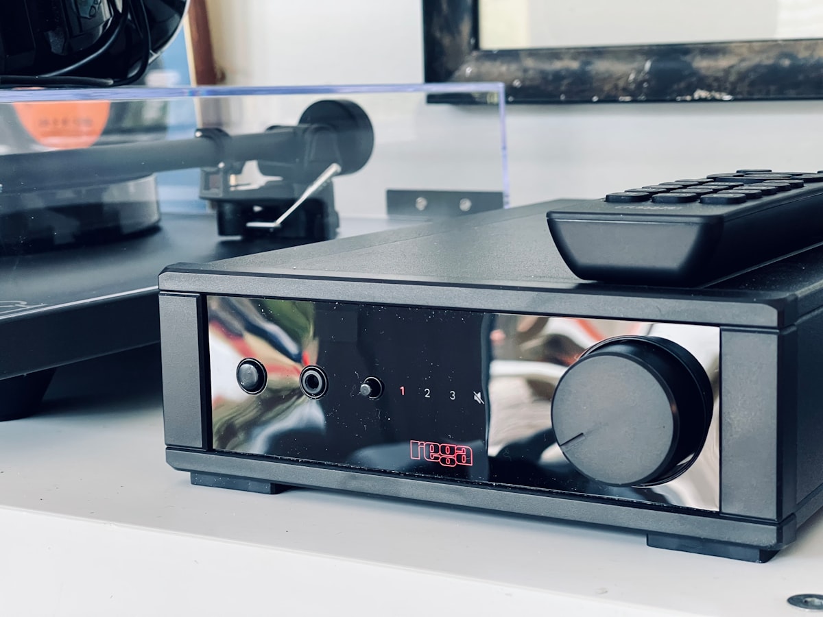 Muse HiFi Muse 300: Masaüstü Ses Deneyiminizi Yeniden Tanımlayan DAC/AMP