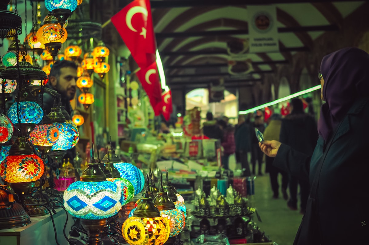 Türkiye Sanayi Üretimi Yükselişte: Sektörel Analiz ve Yatırım Fırsatları